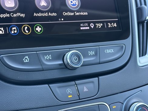 New 2025 Chevrolet Malibu LS image 17