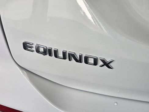 Used 2024 Chevrolet Equinox LT image 15