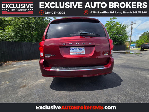 Used 2019 Dodge Grand Caravan SXT image 14