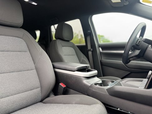Used 2025 GMC Terrain Elevation image 11
