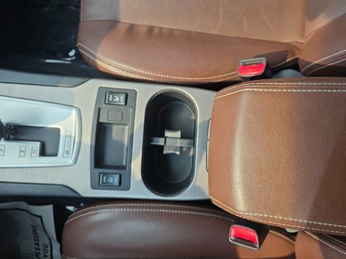 Used 2013 Subaru Outback 2.5i Limited w/ Special Appearance Pkg image 28