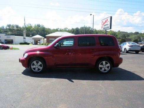 Used 2010 Chevrolet HHR LS image 2