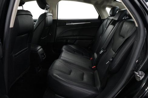 Used 2017 Ford Fusion Titanium image 15