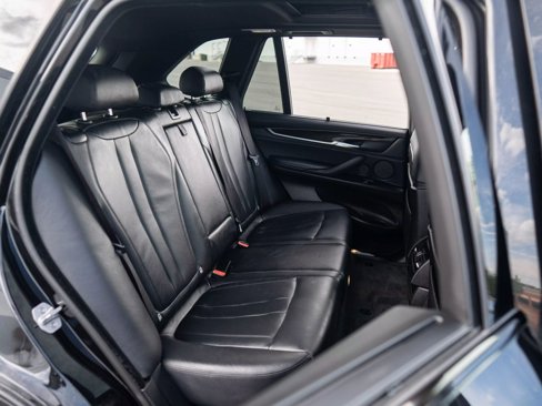 Used 2014 BMW X5 xDrive50i image 16