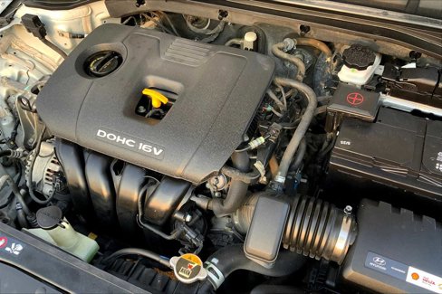 Used 2018 Hyundai Elantra SE image 30