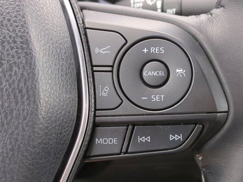 Used 2019 Toyota Camry SE image 24