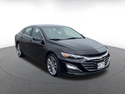 Used 2023 Chevrolet Malibu LT w/ Driver Confidence Package image 4