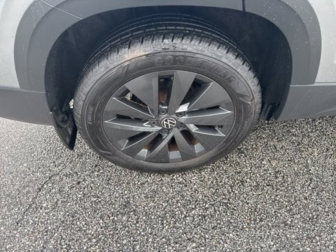 Certified 2023 Volkswagen Taos S image 12