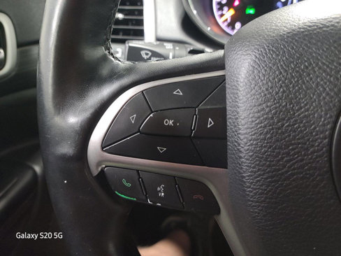 Used 2019 Jeep Grand Cherokee Altitude image 29