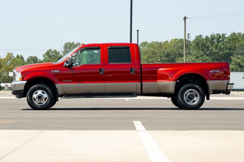 Used 2003 Ford F350 Lariat image 9