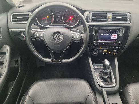 Used 2017 Volkswagen Jetta SEL Premium image 22