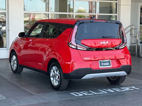 Used 2024 Kia Soul LX w/ Option Group 015 image 9