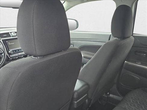 Used 2021 Mitsubishi Outlander Sport SE image 16