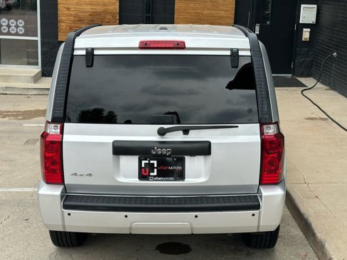 Used 2008 Jeep Commander Sport image 12