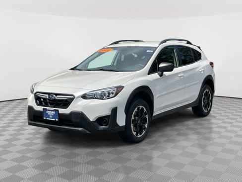 Used 2021 Subaru Crosstrek 2.0i image 3