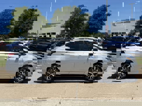 New 2025 Nissan Versa SV w/ Trunk Package image 3