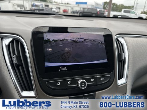 Used 2020 Chevrolet Malibu LT image 17