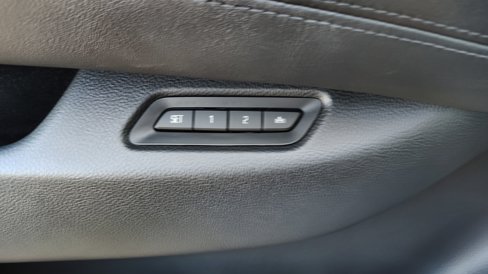 Used 2017 Cadillac Escalade Luxury image 14