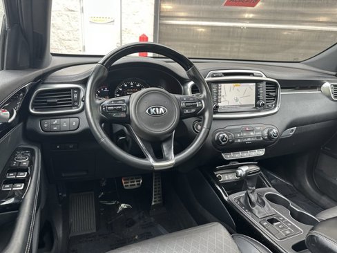 Used 2017 Kia Sorento SX image 27