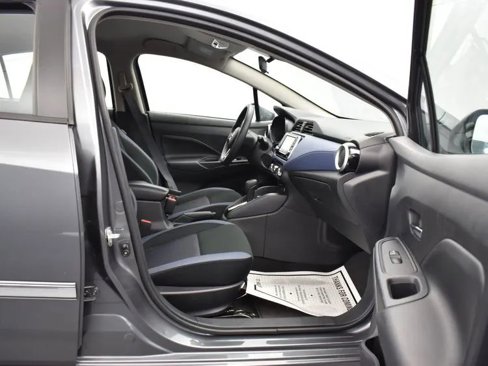 Used 2024 Nissan Versa SV image 16