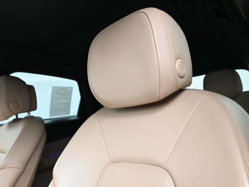 Certified 2023 Porsche Cayenne image 17