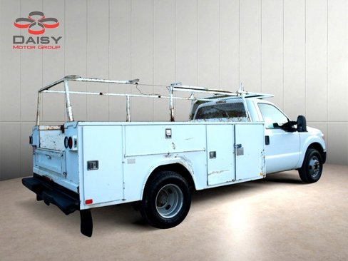 Used 2011 Ford F350 XL image 5