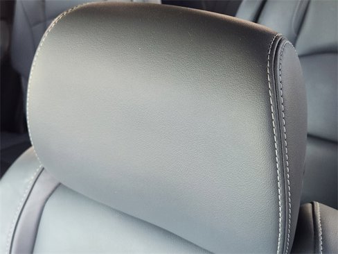 Used 2020 Buick Enclave Essence w/ Sound and Sites Package image 14