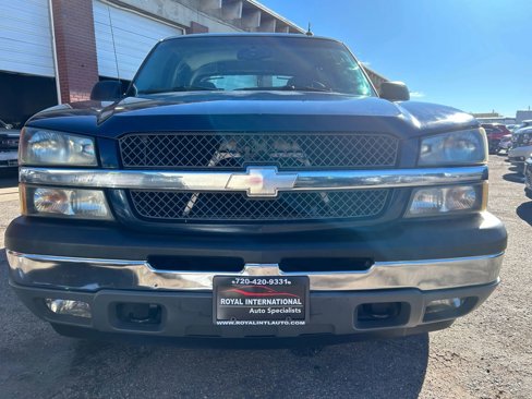 Used 2005 Chevrolet Avalanche LS w/ Onstar Plus Package image 8
