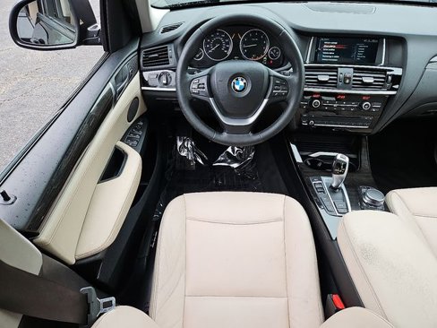 Used 2017 BMW X3 xDrive28i image 9
