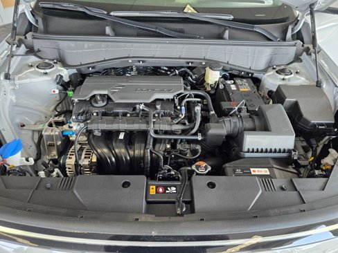 Used 2025 Hyundai Kona SEL image 12