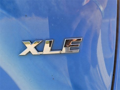 Used 2020 Toyota RAV4 XLE w/ Convenience Package image 8