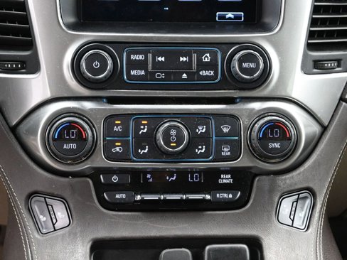 Used 2019 Chevrolet Tahoe LT w/ Luxury Package image 24