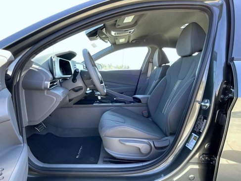 New 2025 Hyundai Elantra Sport image 11