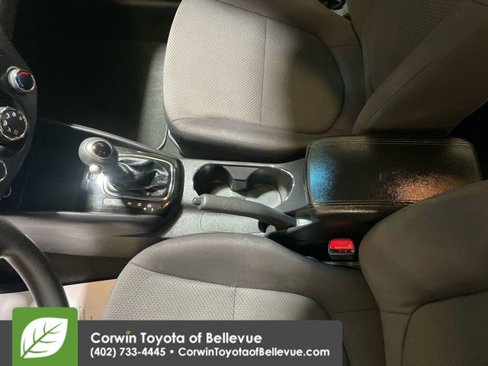 Used 2012 Kia Forte EX image 17