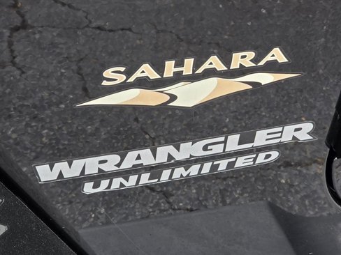 Used 2012 Jeep Wrangler Unlimited Sahara image 26