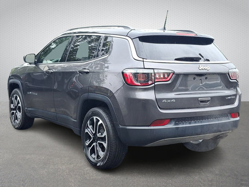 Certified 2022 Jeep Compass Limited image 4