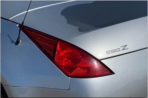 Used 2004 Nissan 350Z Enthusiast image 11