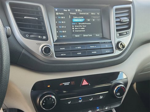 Used 2018 Hyundai Tucson SEL image 21