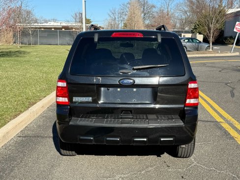 Used 2011 Ford Escape XLT image 6