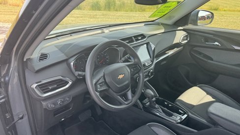 Used 2022 Chevrolet TrailBlazer LT w/ Convenience Package image 13