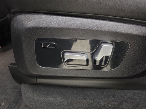 Used 2021 BMW X7 xDrive40i w/ Premium Package image 26