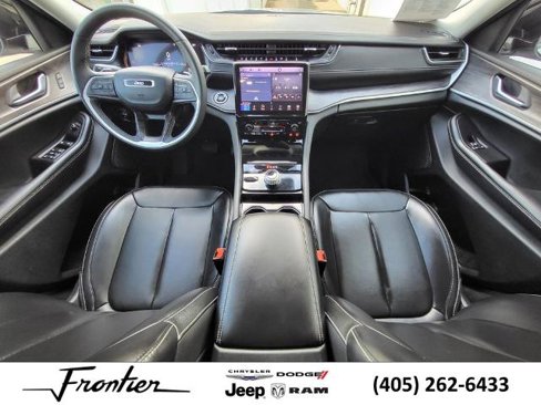 Used 2023 Jeep Grand Cherokee L Limited image 24