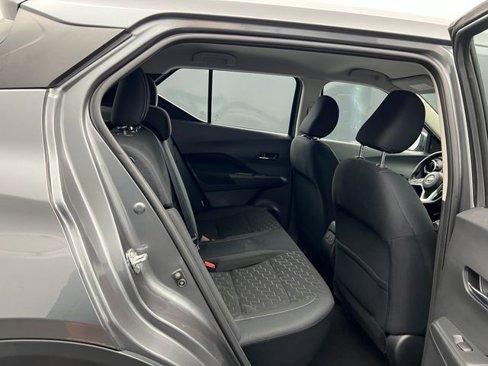 Used 2022 Nissan Kicks SV image 44