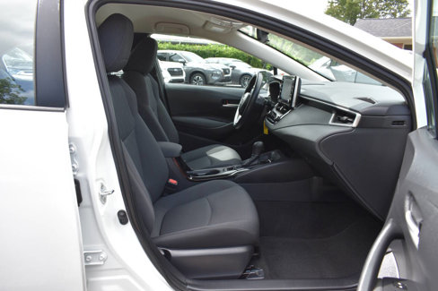 Used 2021 Toyota Corolla LE image 8