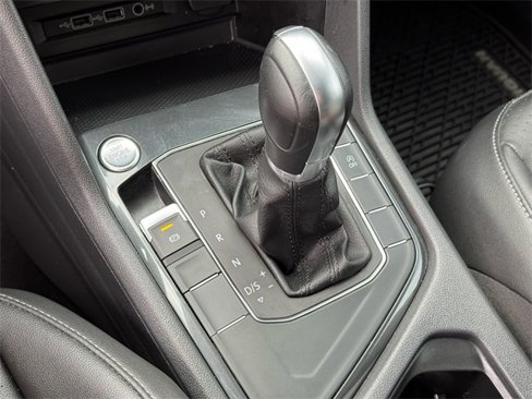 Certified 2019 Volkswagen Tiguan SE image 27