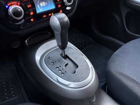 Used 2013 Nissan Juke SV image 25
