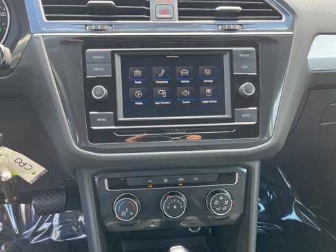 Certified 2021 Volkswagen Tiguan S image 14