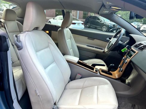 Used 2008 Volvo C70 T5 image 38