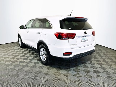 Used 2019 Kia Sorento LX image 6