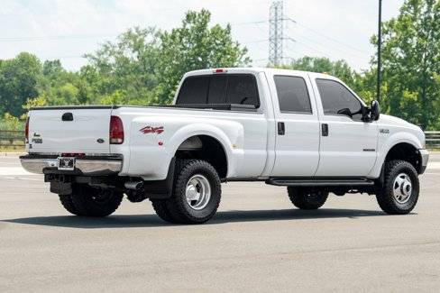 Used 2000 Ford F350 Lariat image 17